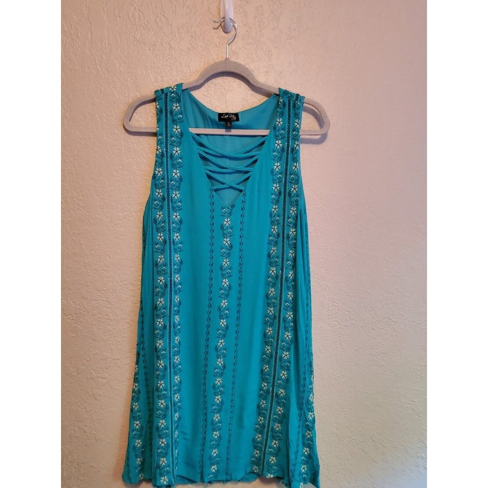 Love Reign Women's Gorgeous Dress Size: XL Multi-Color Short Embroidered